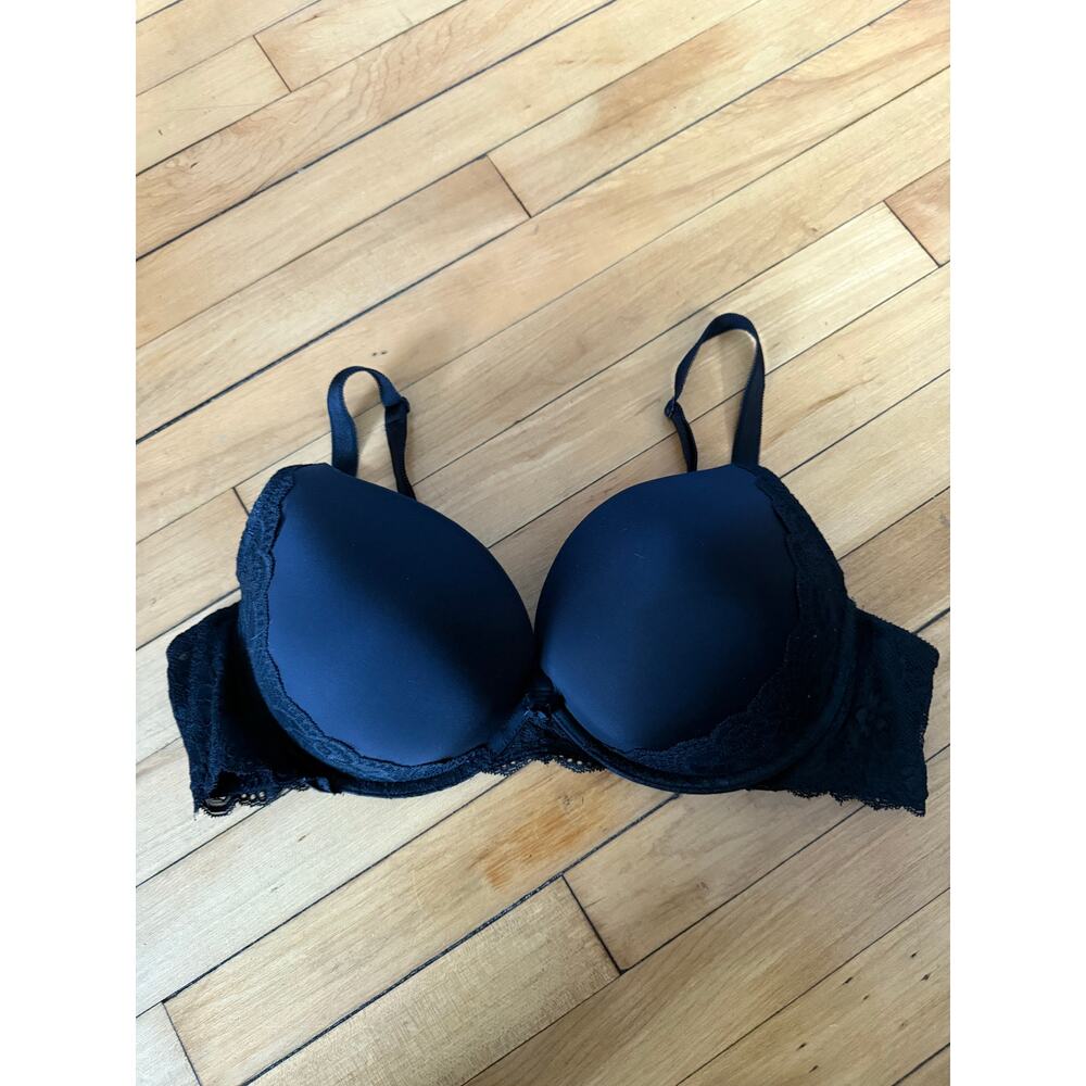 Torrid black lace‎ trim bra